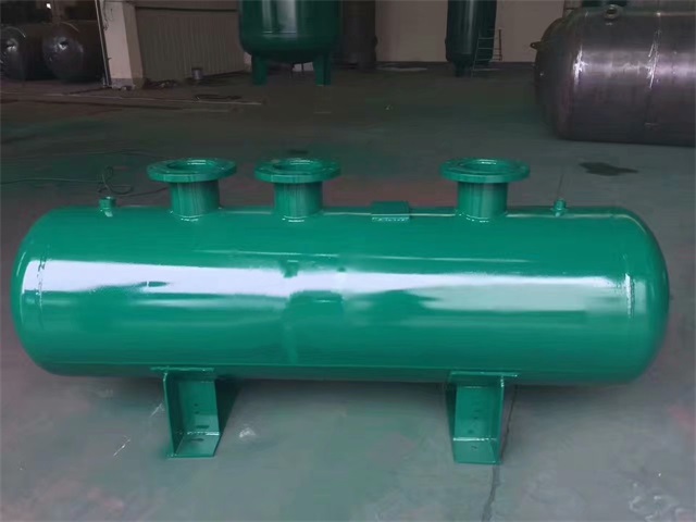 和林格尔和林格尔和林格尔蒸汽分气缸1.jpeg